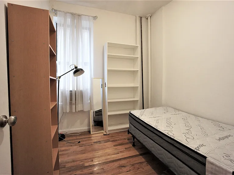 205 W 103rd St #1B1 — Photo 5