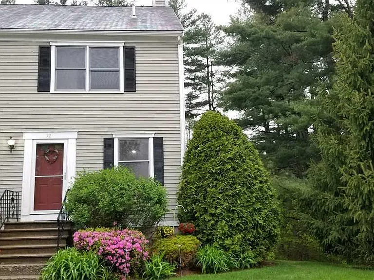 52 Cadogan Way — Photo 4