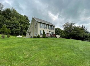 7135 Orchardview Dr SE, East Canton, OH 44730