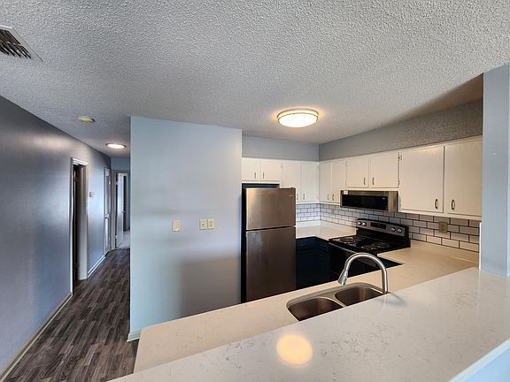 2nd image of 1353 Bayville Ct APT 6