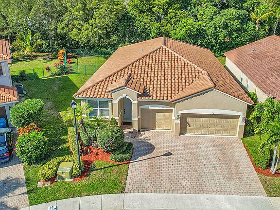 2nd image of 1494 Siena Lane