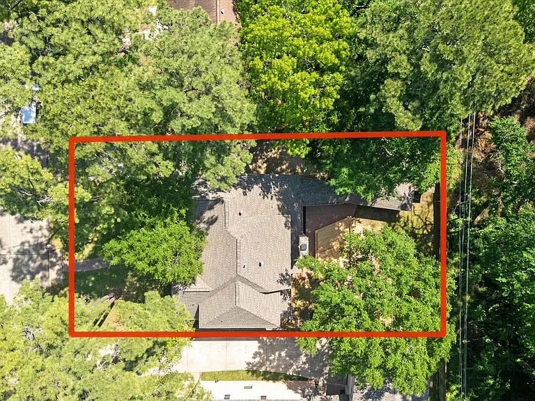 12119 Auburn Hills Dr — Photo 38