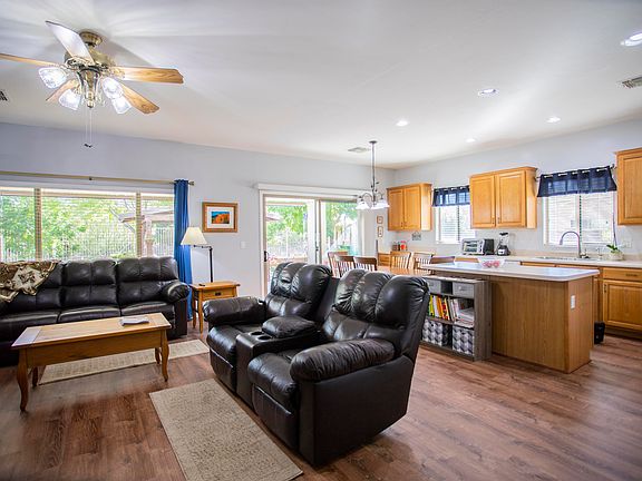 5th image of 17612 S Green Willow Pl