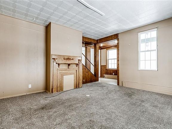 4th image of 115 Duquesne Ave