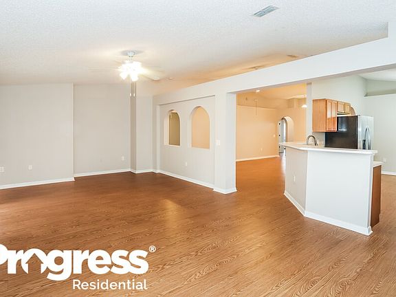 4th image of 5418 Treig Ln