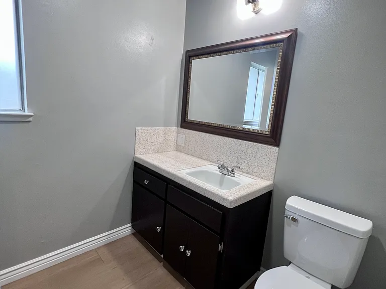 28562 Burrough Valley Rd — Photo 32
