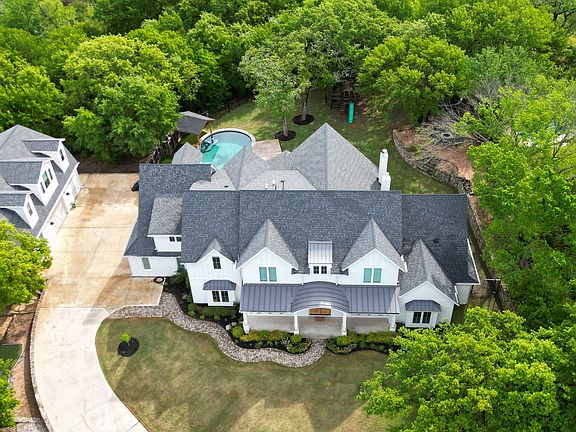 2nd image of 4207 Kelly Elliott Rd