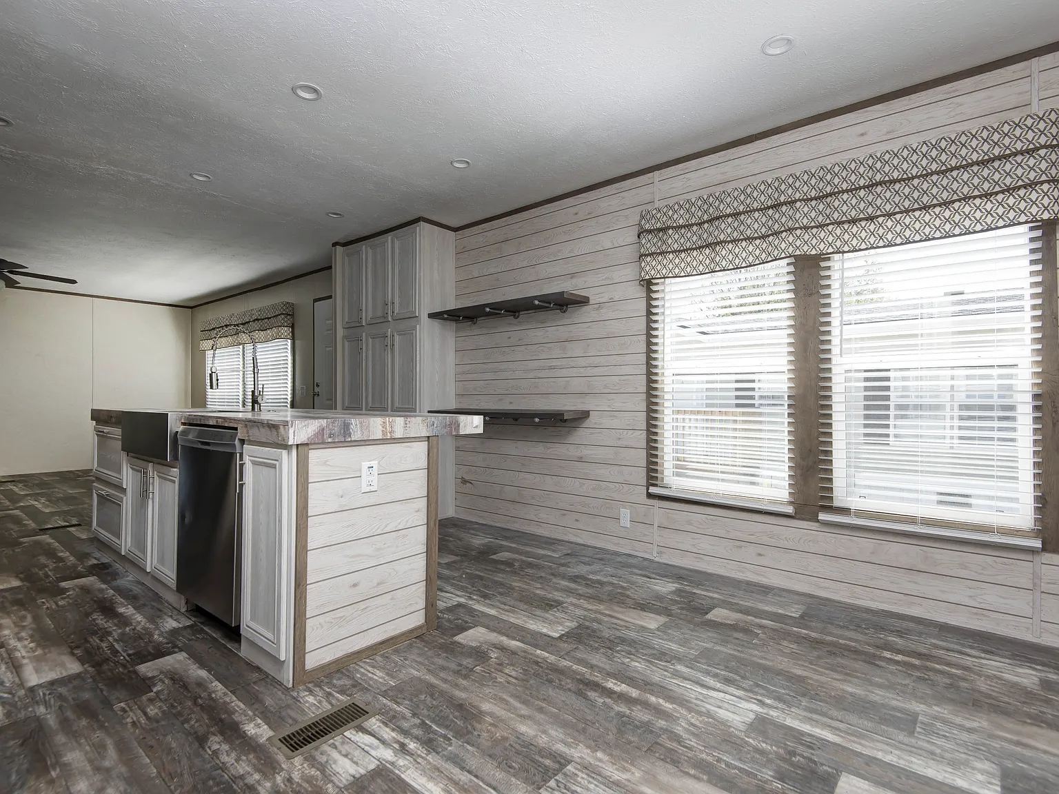 192 Taney Street - 1 — Photo 3