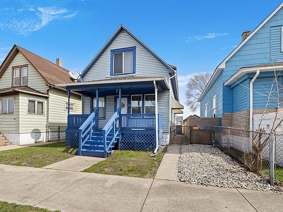 2nd image of 4007 Carey St