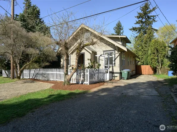 1502 E Maplewood Avenue, Bellingham, WA 98225