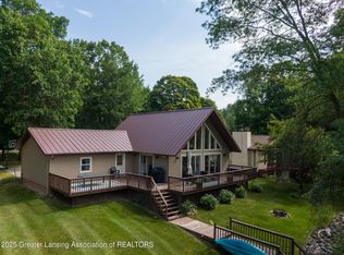 5235 King Henry Cir, Gladwin, MI 48624