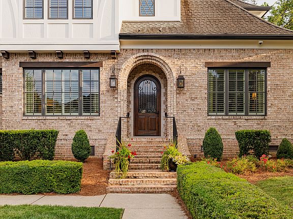 3rd image of 4208 Arundel Ct