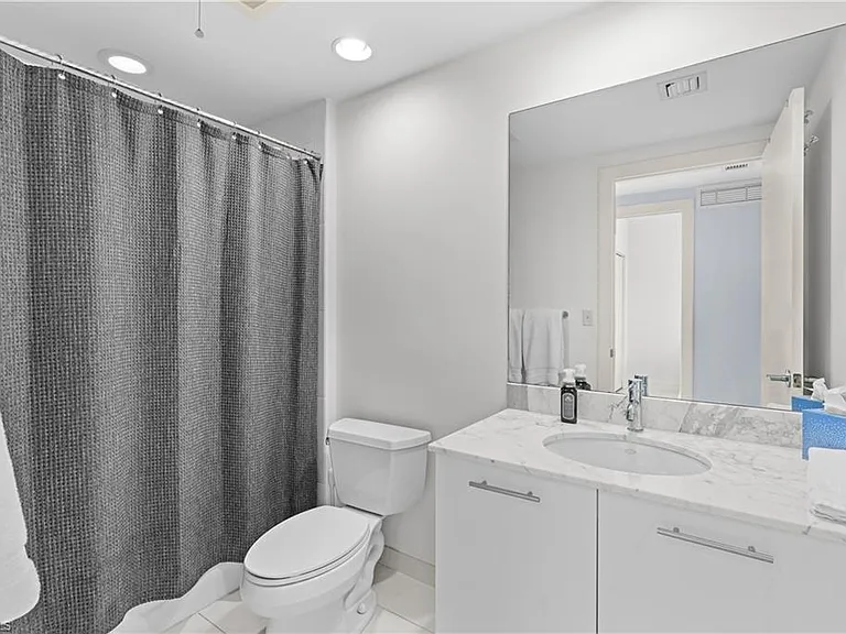 3000 Oasis Grand Blvd #1101 — Photo 14