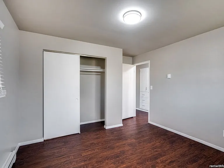 1105 Joyce St — Photo 6