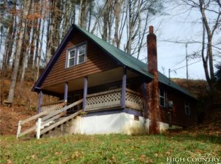 510 Lois Ln, Fleetwood, NC 28626