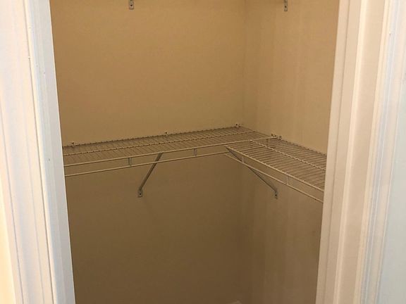 4th image of 6912 Bluefield Dr
