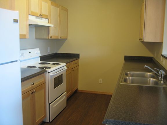 2nd image of 1530 Cooley St APT 16