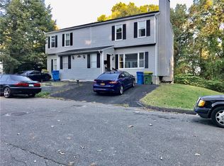 142 Pembroke Ave #2, Waterbury, CT 06704