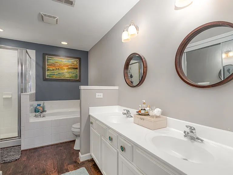 4610 Asterwood Dr — Photo 23