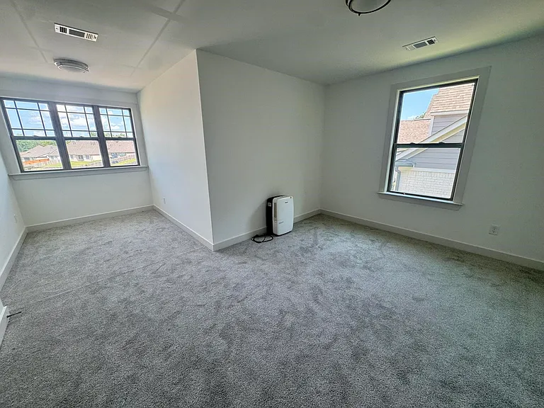 595 Mount Laurel Dr — Photo 14