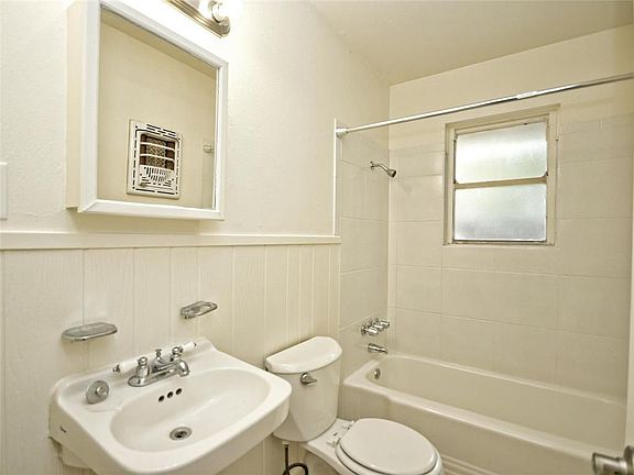 5th image of 7601 Tisdale Dr #C