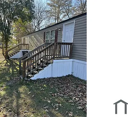 2621 Jeffersonville Rd #19 — Photo 5