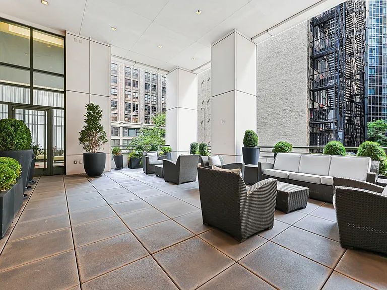325 5th Ave #8F — Photo 19