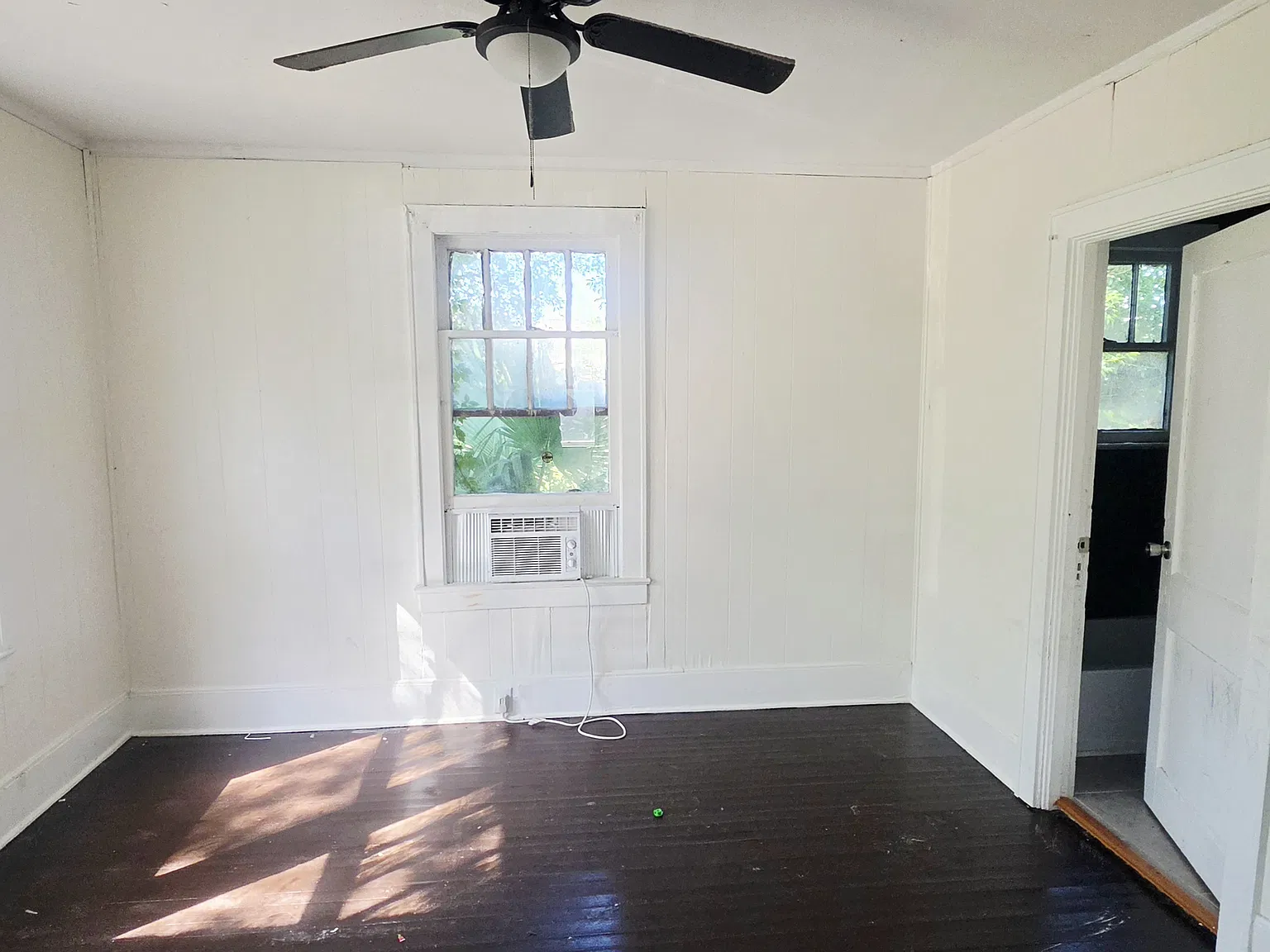 2 bed, 878 sqft, $1,300 — Photo 3
