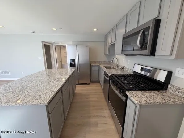 1239 Westlynne Way APT 1, Louisville, KY 40222