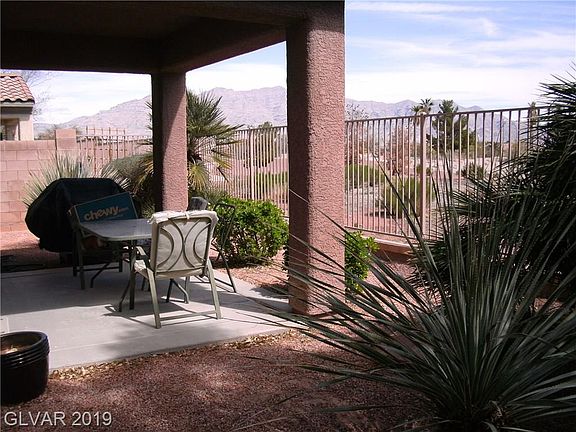 2nd image of 8112 Loma Del Ray St