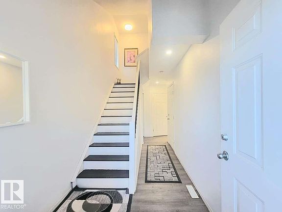 4th image of 249 Edwards Dr SW #33