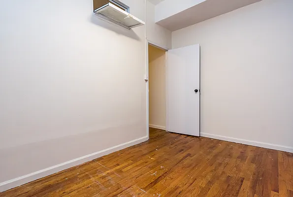 Rented by Nooklyn NYC LLC | media 16