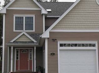 24 Harvest Hill Ln, Auburn, ME 04210