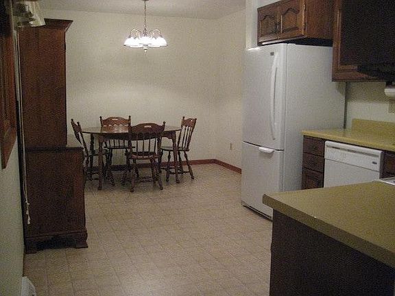 3rd image of 1843 W Grandview Blvd