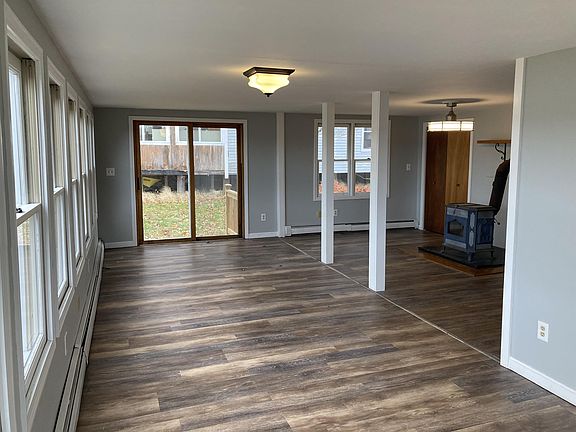 5th image of 164 Shattuck Way