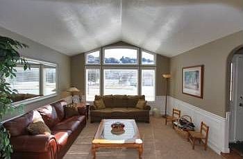 3rd image of 2873 Belton Cir