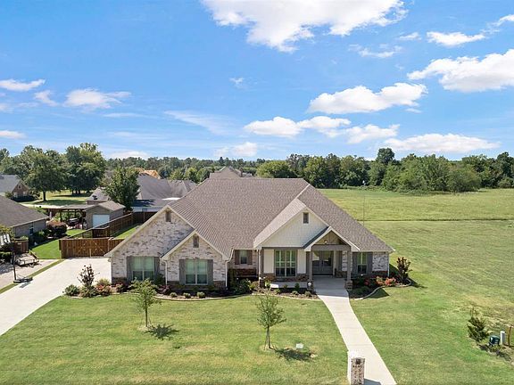 3rd image of 4640 Deer Haven Ln