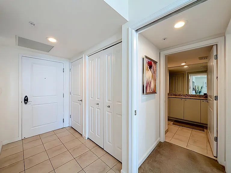 610 W Las Olas Blvd #1819N — Photo 20