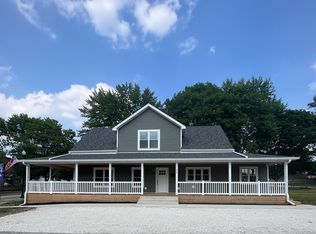 220 10th St, Covington, IN 47932