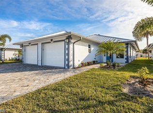 184 Village Cir, Labelle, FL 33935