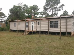 560 Wilderness Rd #2, Eastpoint, FL 32328