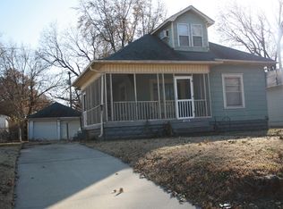 429 E Blackwell Ave, Blackwell, OK 74631