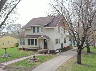 205 E Broadway St, Starbuck, MN 56381