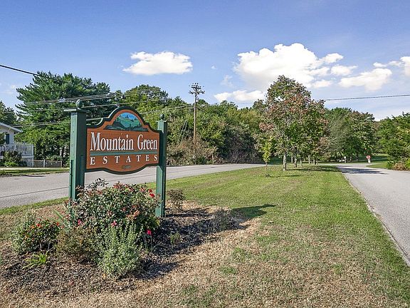 4th image of 74 Cumberland Dr