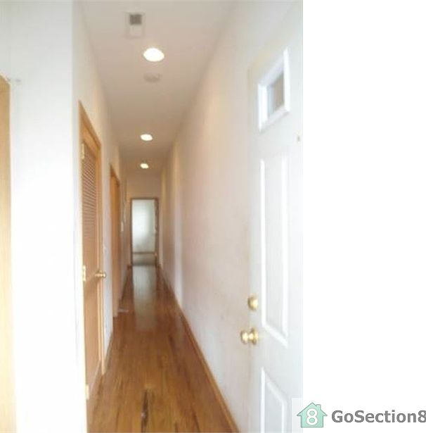 2nd image of 4206 W Van Buren St APT 1