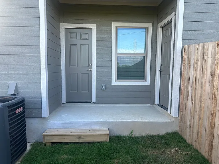7166 Magnolia Vlg #78252-101 — Photo 24