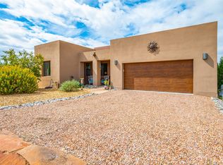 5 Via Quarta, Santa Fe, NM 87507
