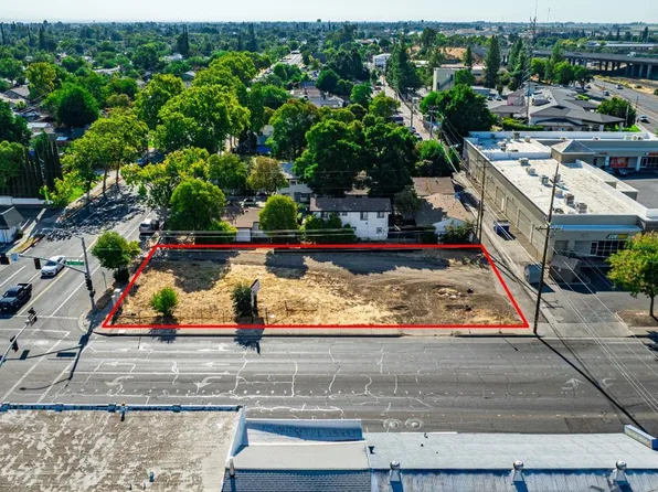 4 E Main St, Merced, CA 95340