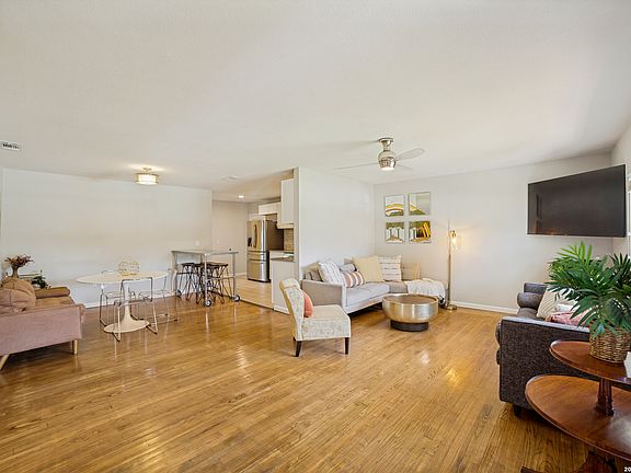 5th image of 2540 W SUMMIT AVE