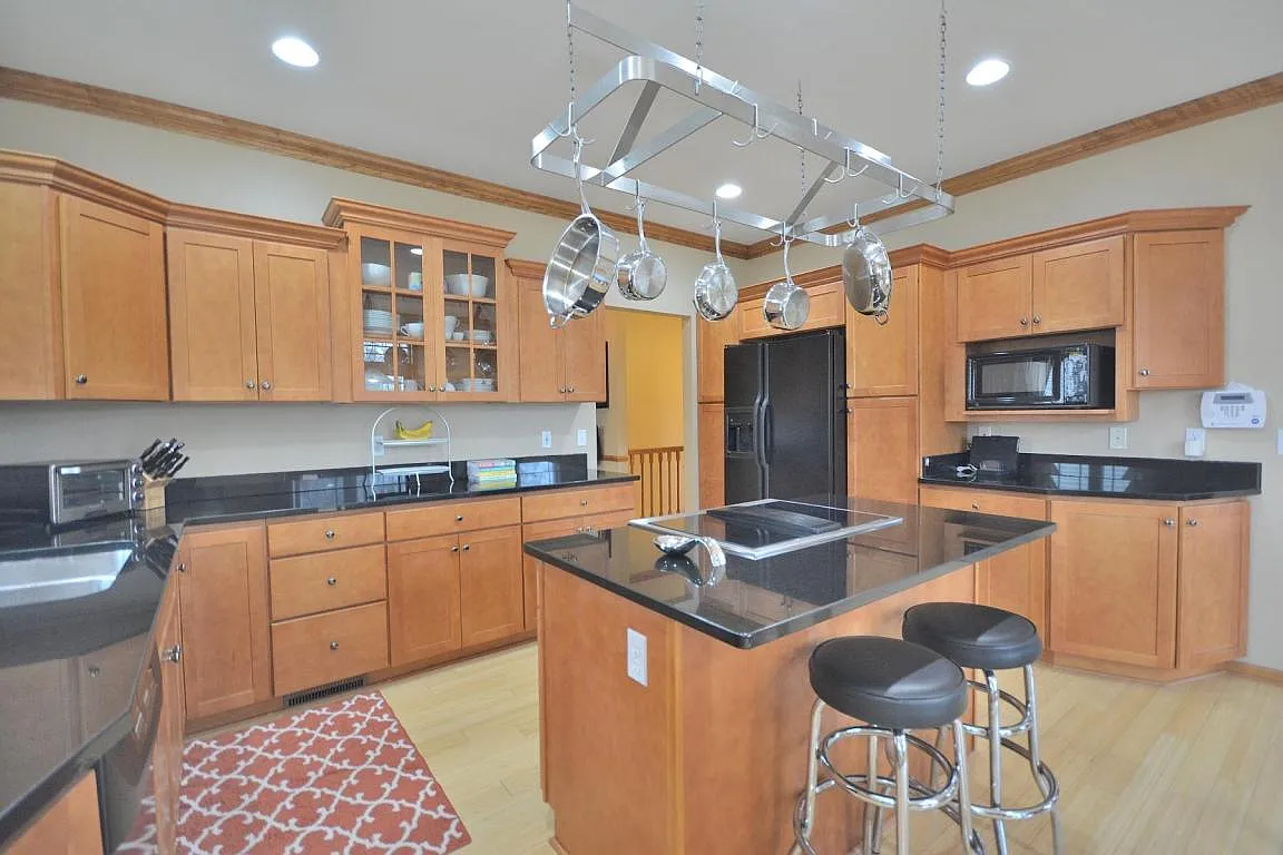 W185N8424 Seneca Dr photo 1